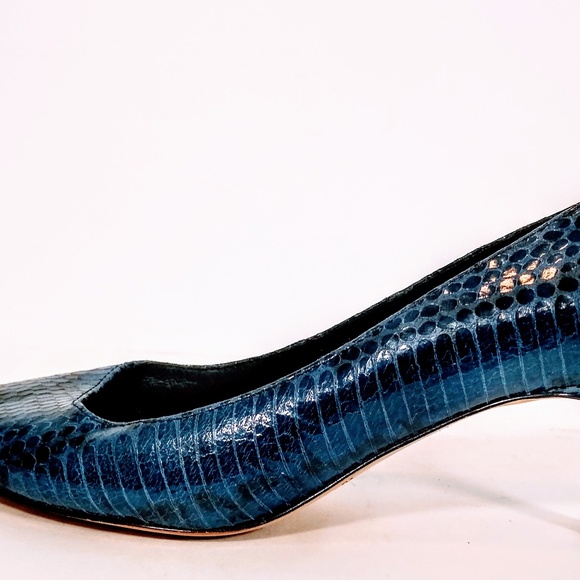 Gorgeous blue leather Kate Spade mini heels! - Picture 6 of 8